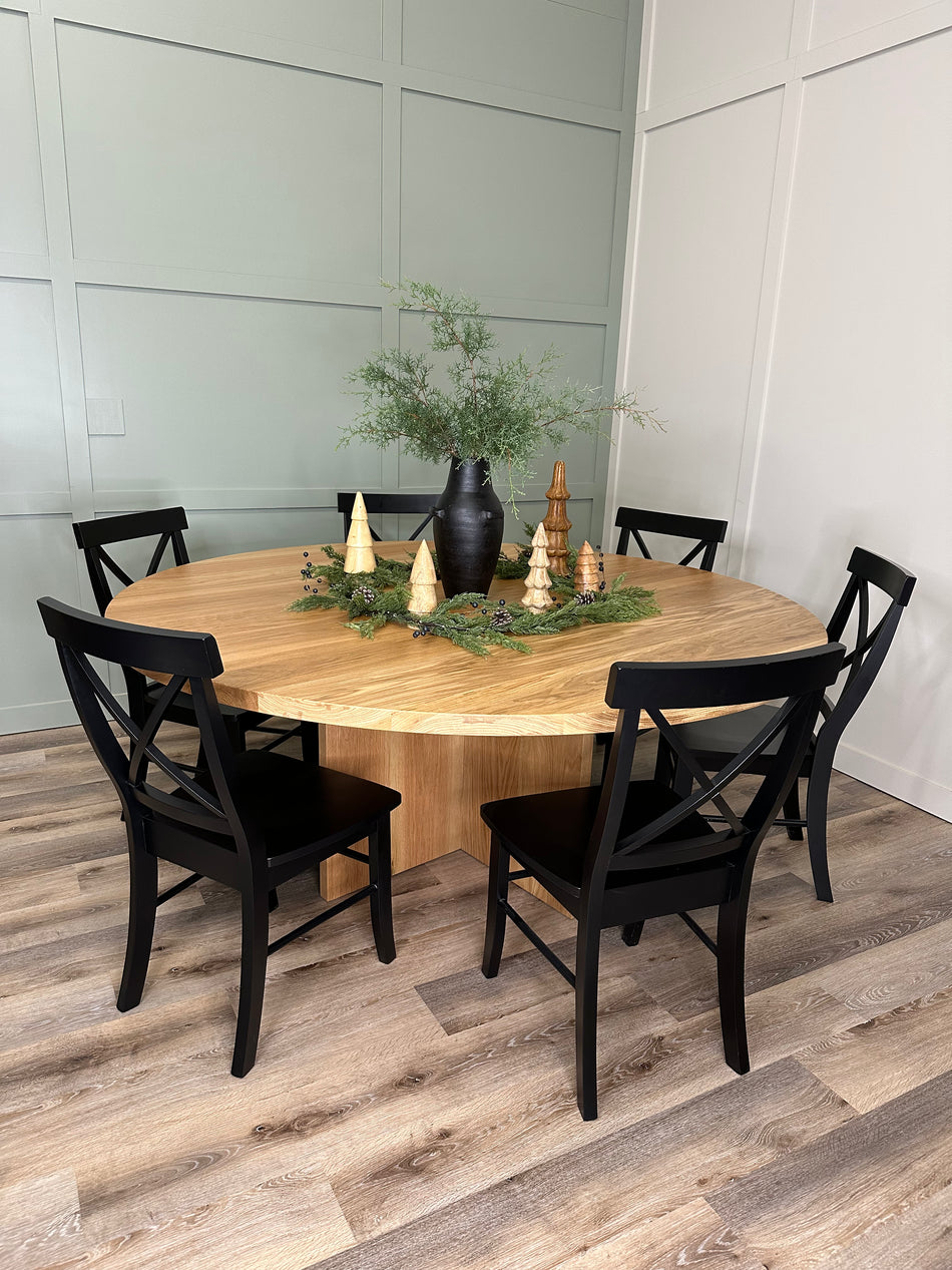 Round Table